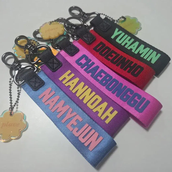 [BUNJANG] P layar ve Yu Geum-yeoreum Strap Bundle Set / 플레이브 육여름스트랩