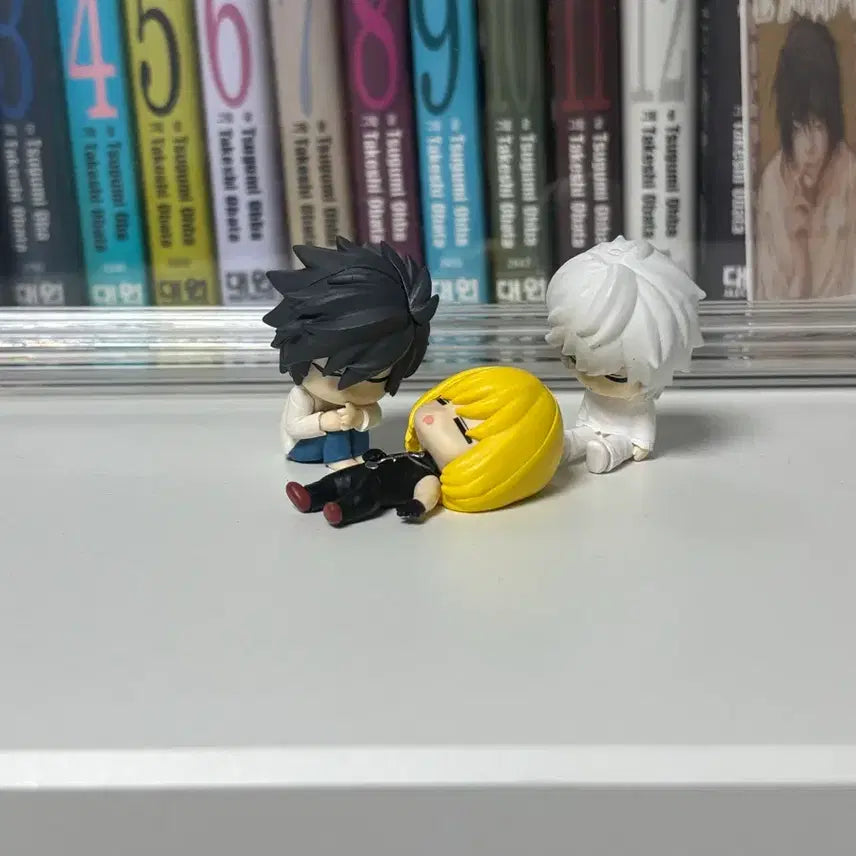 [BUNJANG] Death Note Nemurasetai Gacha Figure L, L Lawliet, Mello 3-Piece Bundle Set / 데스노트 네무라세타이 가챠 피규어  L 엘 멜로 니아 3종 일괄