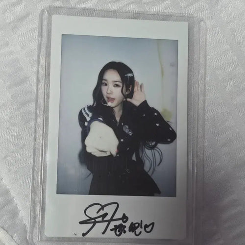 [BUNJANG] TripleS Soomin Signed Polaroid / triples 수민 싸인 폴라로이드 251206 MSNZ 역조공 트리플에스 친필 싸인 polaroid