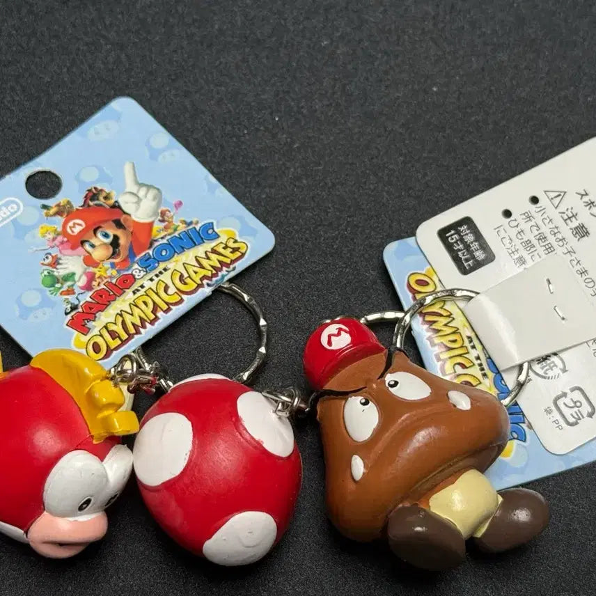 [BUNJANG] Super Mario Luigi Figure + Keyring Set (8 Types, Bundle) / 슈퍼마리오 루이지 피규어+키링세트8종 일괄