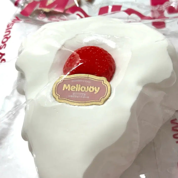 [BUNJANG] Mellojoy Mellojoy "Cake Slice" Accessory Case / 멜로조이 Mellojoy 조각케이크
