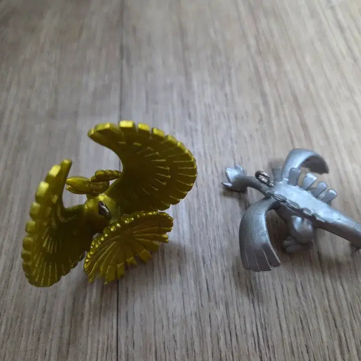 [BUNJANG] Pokemon Gold &amp; Silver Ho-Oh &amp; Lugia Figure Keychains (Gold/Silver) / 포켓몬 고전 피규어 키링 골드 실버 칠색조 루기아