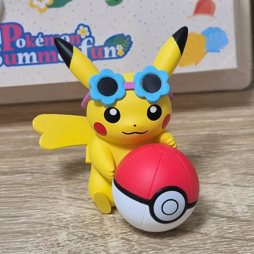 [BUNJANG] Pokemon Pikachu Summer Ball Play Figure / 포켓몬 피규어 여름 공놀이 피카츄
