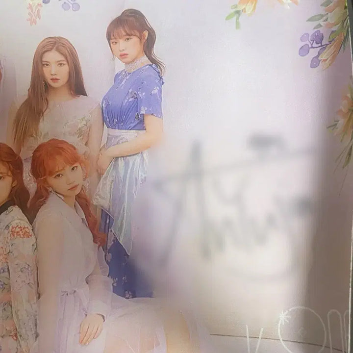 [BUNJANG] IZ*ONE Yujin Signed Sudden Attack Mousepad / 아이즈원 안유진 사인 서든어택 마우스패드