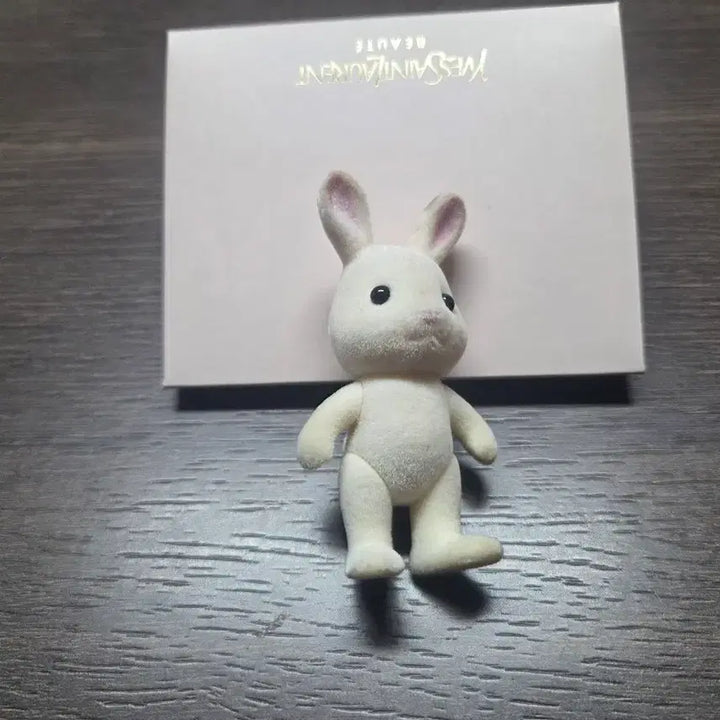 [BUNJANG] Sylvanian Families Chocolate Rabbit Girl / 실바니안 초코토끼 소녀