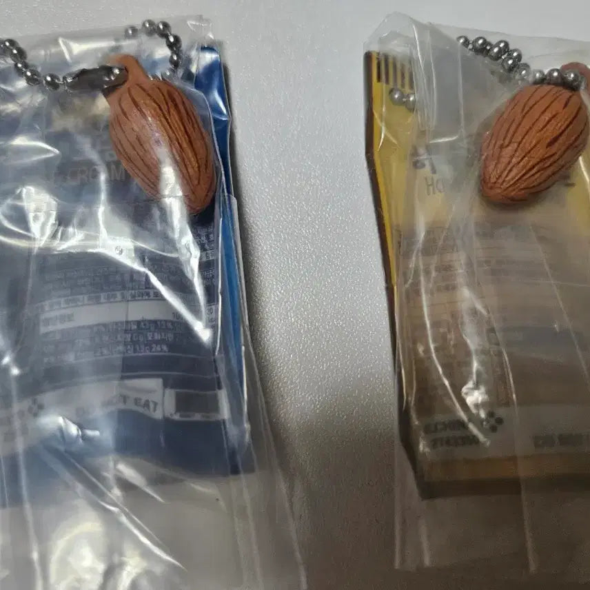 [BUNJANG] HBAF Honey Butter Almond Gachapon Keyring Bundle Set / hbaf 허니버터 아몬트 키링 가챠 2개 일괄