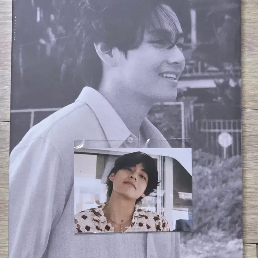 [BUNJANG] BTS V Type 1 Reve Photobook (Sealed) / (미개봉) 방탄소년단 뷔 Type 1 포토북, Reve 포토북, Type 1 전시회 굿즈