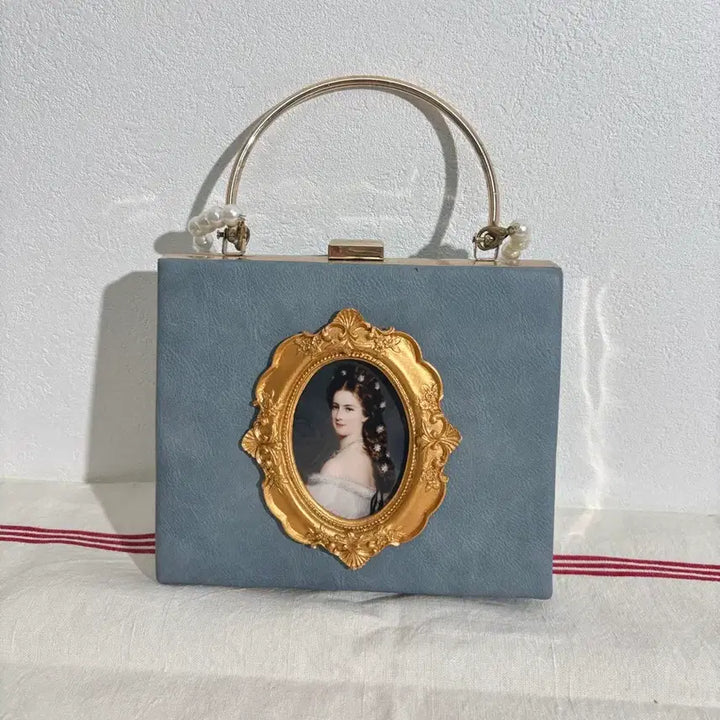 [BUNJANG] Baroque Era Woman Portrait Mini Handbag / 바로크시대 여인 초상화 블루 진주 핸드백