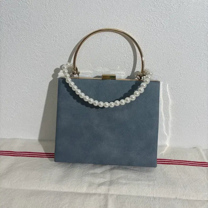 [BUNJANG] Baroque Era Woman Portrait Mini Handbag / 바로크시대 여인 초상화 블루 진주 핸드백