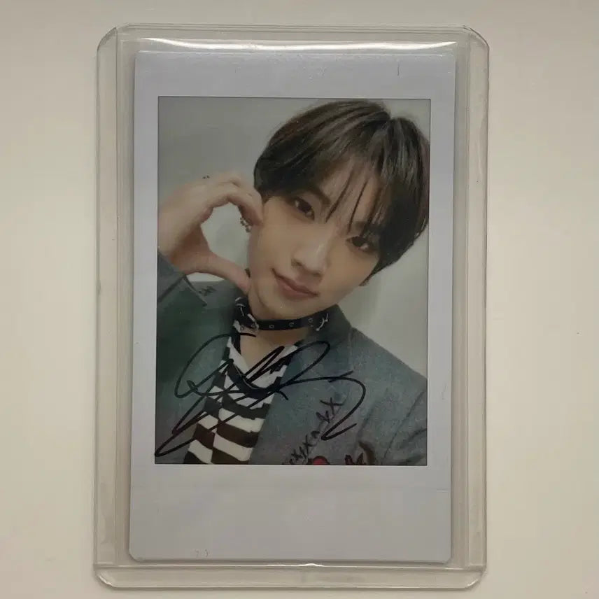 [BUNJANG] ENHYPEN Yuma Signed Polaroid Photocard Bundle Set / 앤팀 유마 싸인 포토카드 체키 일괄