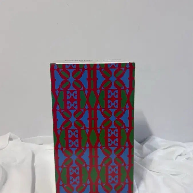 [BUNJANG] Bearbrick 400% Robert Indiana LOVE Figure / 베어브릭 400% 로버트인디아나 LOVE