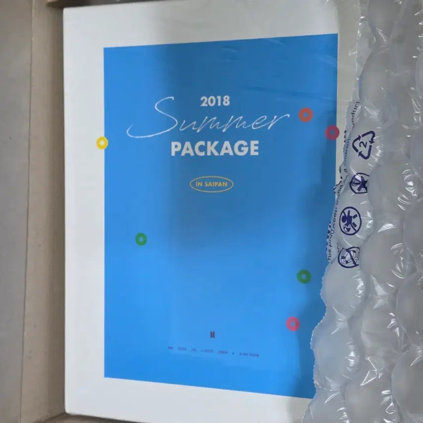 [BUNJANG] BTS 2018 Summer Package in Saipan Photobook Bundle Set / 방탄소년단 BTS 2018 썸머 패키지 - 아웃케이스 블랙