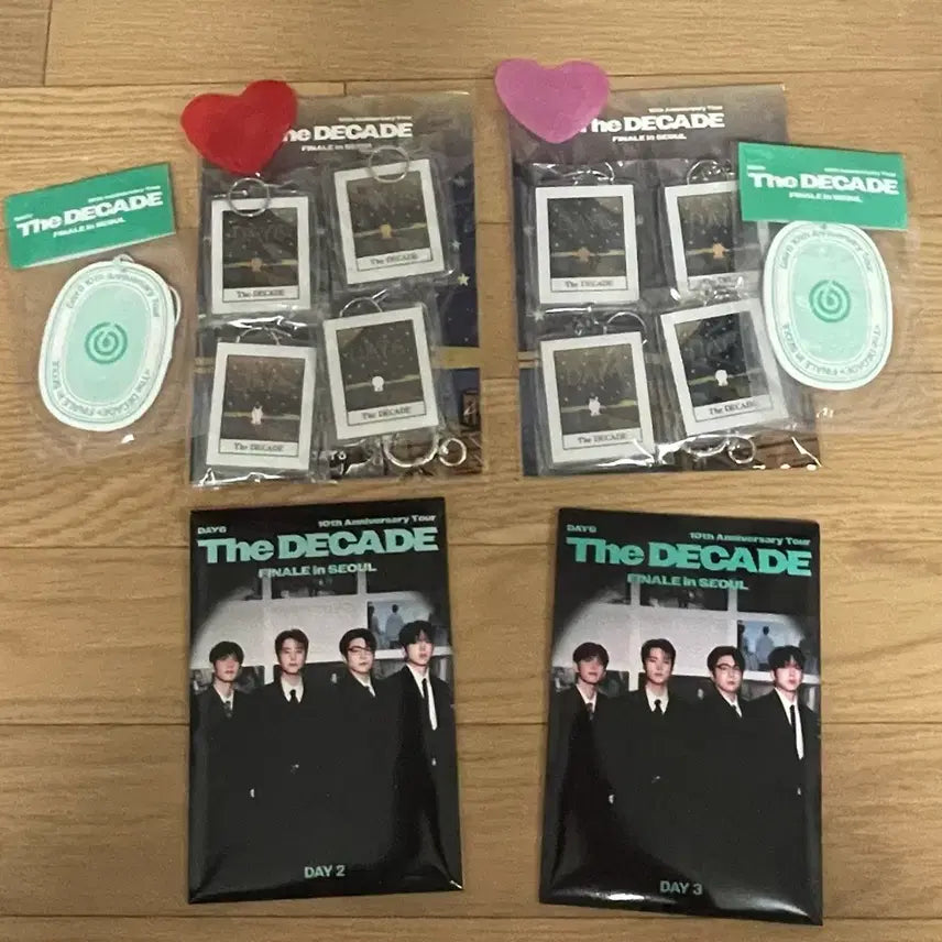 [BUNJANG] DAY6 10th Anniversary Decade Encore Fan Gift Mid-Con/Final-Con Bundle Set / 데이식스 10주년 데케이드 앙콘 팬기프트 중콘 막콘