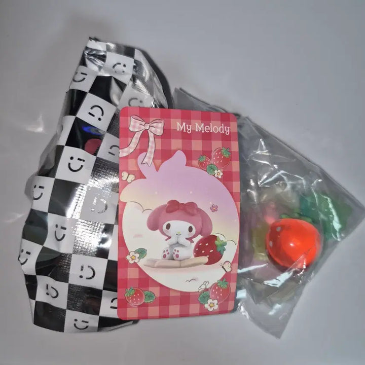 [BUNJANG] Sanrio My Melody Strawberry Manners Figure / [마이멜로디] 산리오 스트로베리 매너 피규어