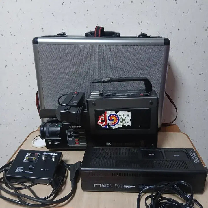 [BUNJANG] GoldStar (GS) GVM-70AF 16mm Broadcast Video Camera (1988 Seoul Olympics) / 88올림픽 실제사용 KBS 방송용 16밀리 GVM-70AF 금성 골드스타 비디오 카메라