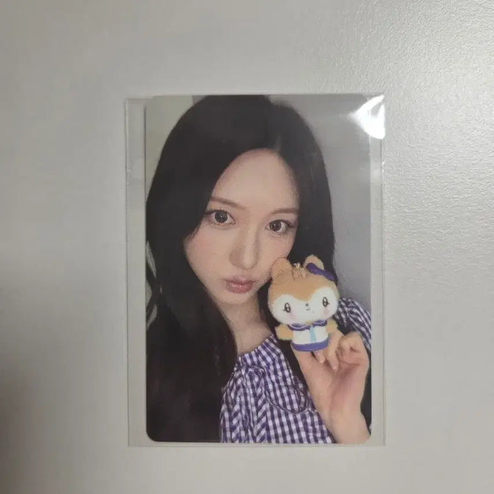[BUNJANG] IVE MiniB Pop-Up Autumn Photocard / 아이브 미니브 팝업 7만원 특전 가을 포카