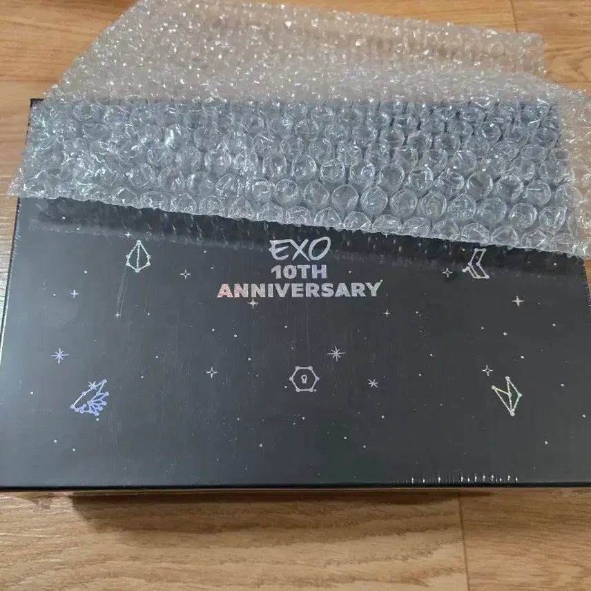 [BUNJANG] EXO 10th Anniversary Music Box Mood Lamp / 엑소 10주년 오르골 무드등 미개봉