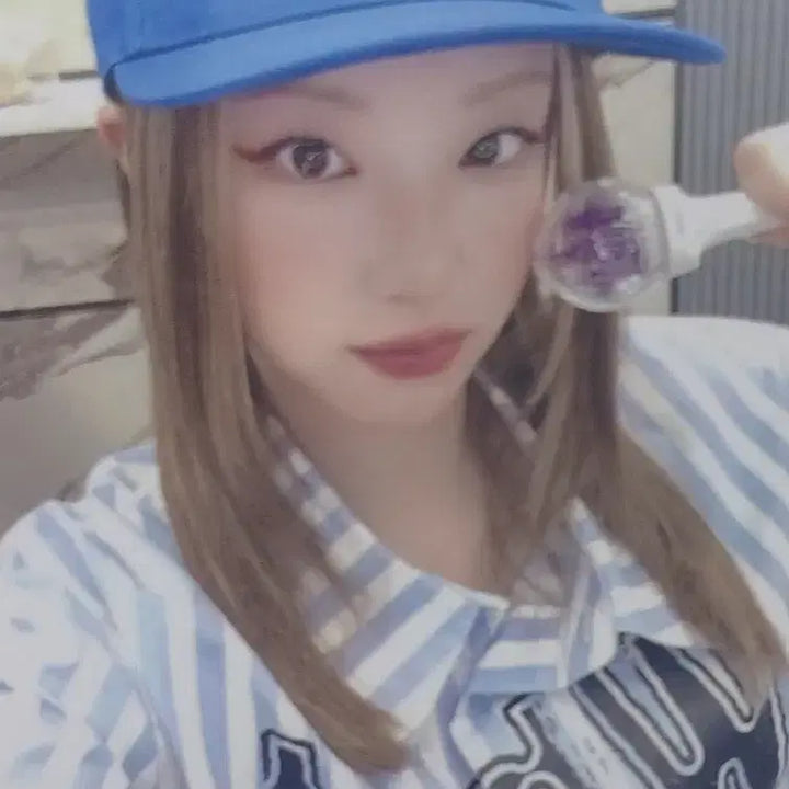 [BUNJANG]  (G)I-DLE Yuqi M.O Motivation Fanmeeting Photocard / 아이들 우기 M.O Motivation 모티베이션 공방 미팬 포토카드 판매합니다