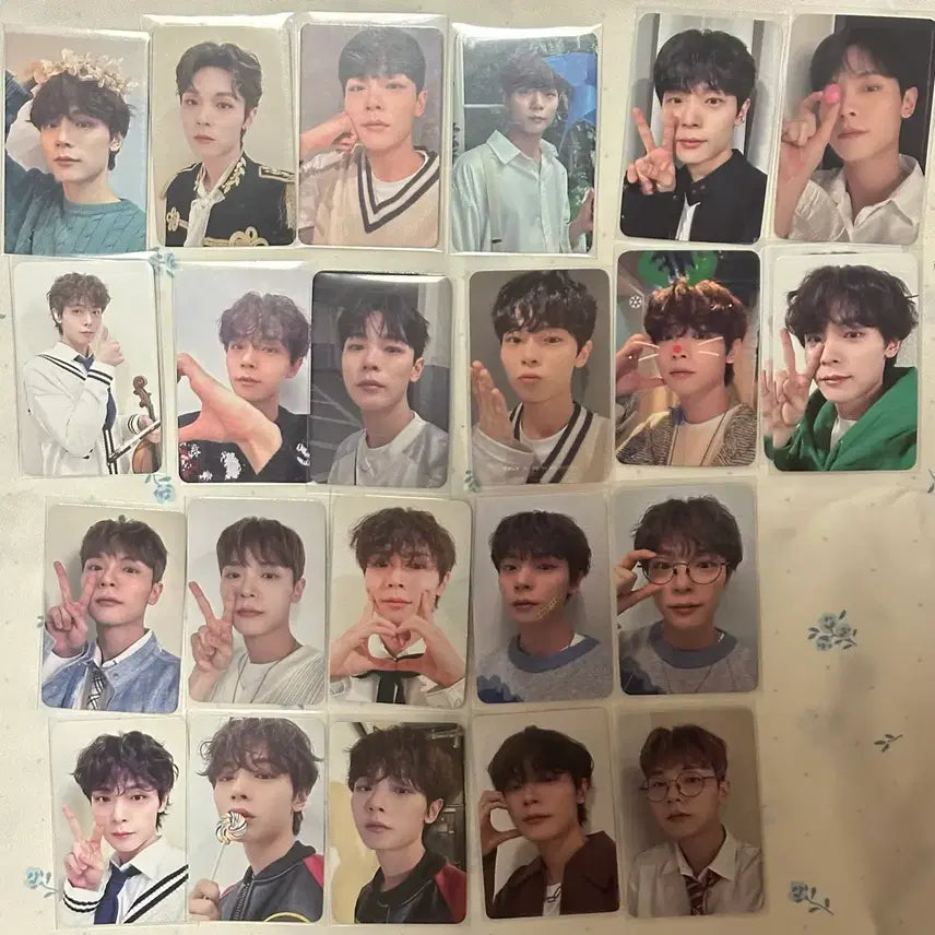 [BUNJANG] LUCY Shin Yechan Bundle Set Photocard / 루시 LUCY 신예찬 예찬 포카 일괄 판매
