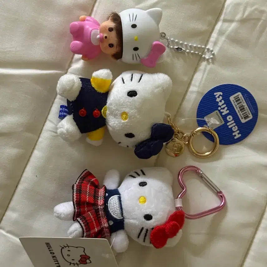 [BUNJANG] Hello Kitty Plush Charm Set (3 Types) / 헬로키티 인형 키링 3종 세트