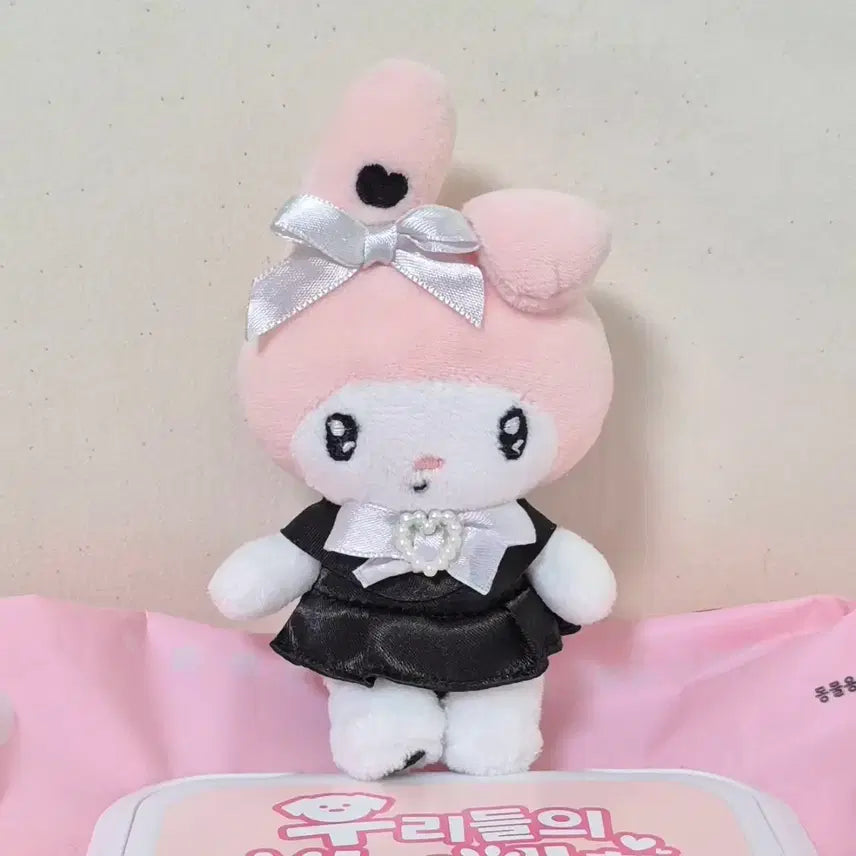 [BUNJANG] Sanrio My Melody Black &amp; White Ribbon Doll Keychain / 산리오 마이멜로디 마멜 블랙 화이트 리본 인형 키링