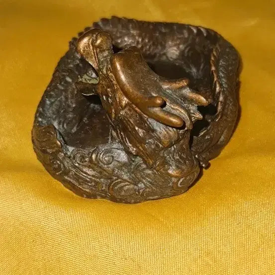 [BUNJANG] Yunryonghwaryu Bronze Brush Washer with Yeongokjae Seal / 운룡회류 적동필세