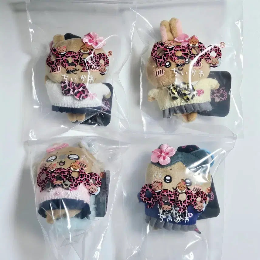 [BUNJANG] Chiikawa Usagi Momonga Hachiware 9090 Collaboration Rubber Charm Bundle Set / 갸루 치이카와 우사기 모몽가 하치와레 먼작귀 9090