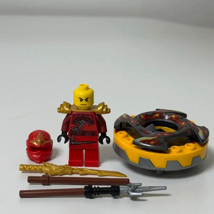 [BUNJANG] LEGO Ninjago 9561 Kai ZX Spinner / 정품 레고 닌자고 9561 카이 ZX 스피너 무기 전부 포함 카드 x
