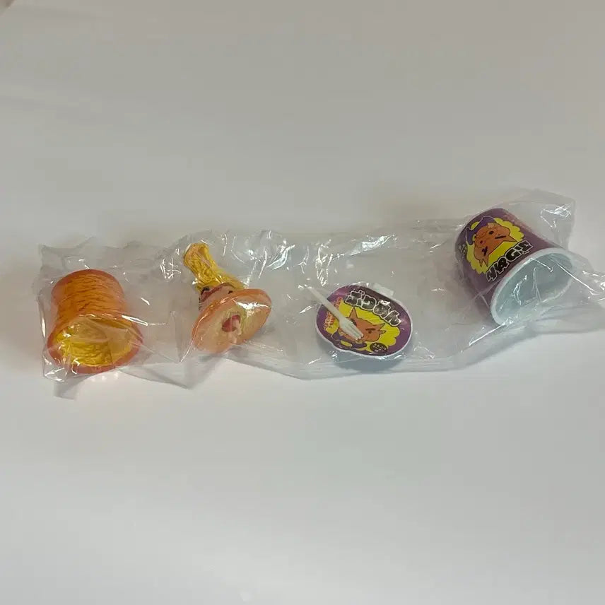 [BUNJANG] Shin-chan Snack Party Ramen Figure / 짱구 리멘트 스낵 간식파티 단품 부리부리 라멘 피규어