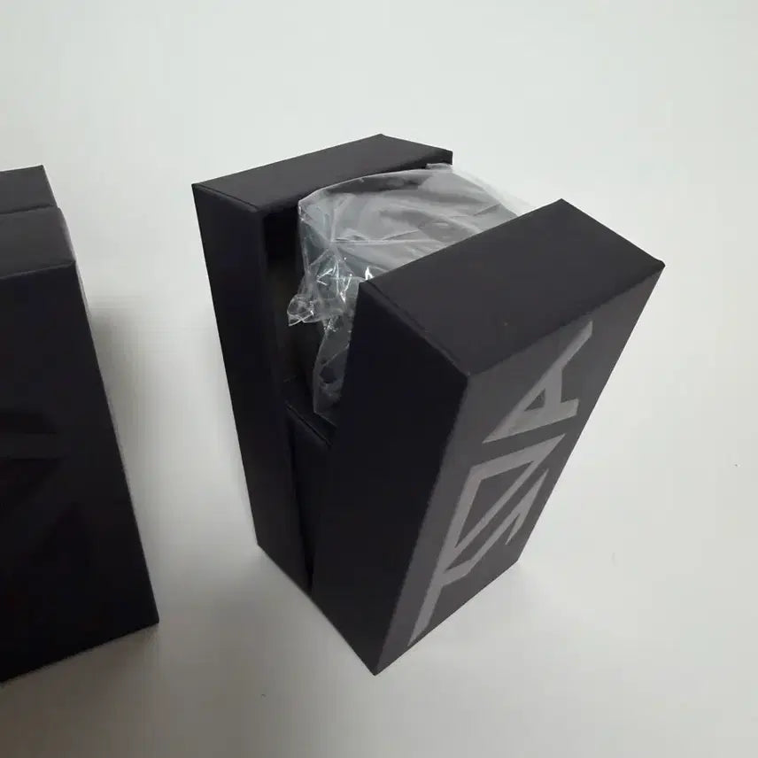 [BUNJANG] BEAST Mini Rose Bong Keychain / 비스트 미니 응원봉 로즈봉 키링