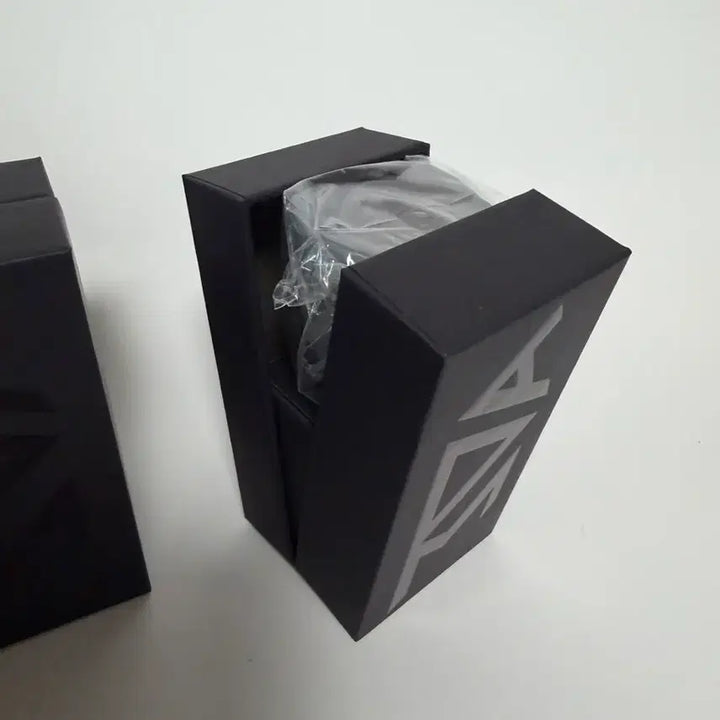 [BUNJANG] BEAST Mini Rose Bong Keychain / 비스트 미니 응원봉 로즈봉 키링