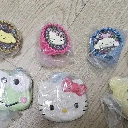 [BUNJANG] Sanrio Characters Gacha Keychain Set / 산리오 캐릭터 키링 가챠