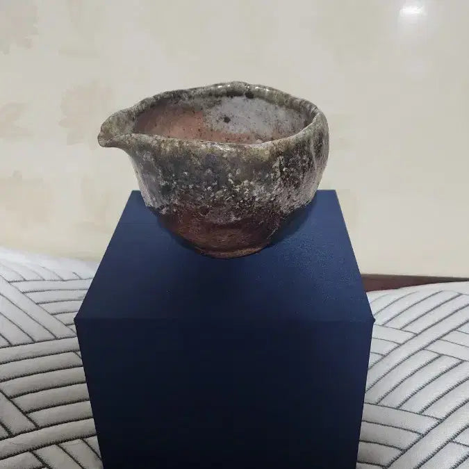[BUNJANG] Handmade Celadon Porcelain Tea Pitcher / 작가 도자기 숙우