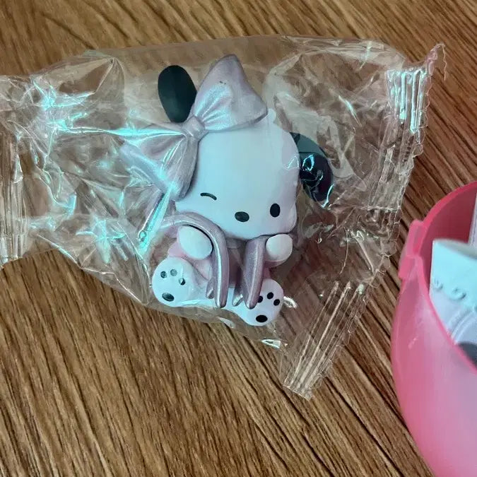 [BUNJANG] Sanrio Pochacco Ballet Ribbon Gacha Figure / 포차코 산리오 발레 리본 가챠