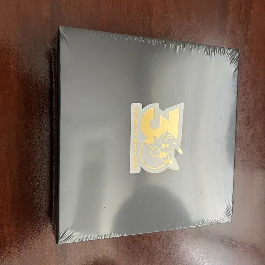 [BUNJANG] Pokemon 30th Anniversary Badge July (Sealed) / 포켓몬 30주년 기념 뱃지 7월 미개봉