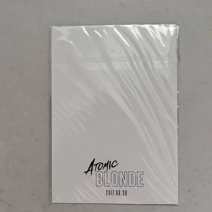 [BUNJANG] Atomic Blonde Limited Edition Postcard Set / 영화 <아토믹 블론드> 한정판 엽서 / 영화 굿즈