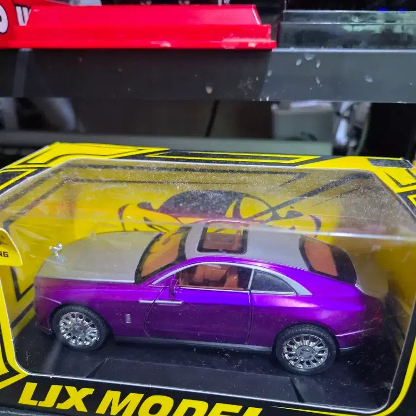 [BUNJANG] LIX MODEL 1:32 Scale Purple/Silver Diecast Car / LIX MODEL 1:32 퍼플/실버 다이캐스트