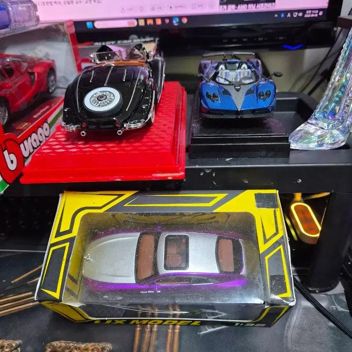 [BUNJANG] LIX MODEL 1:32 Scale Purple/Silver Diecast Car / LIX MODEL 1:32 퍼플/실버 다이캐스트