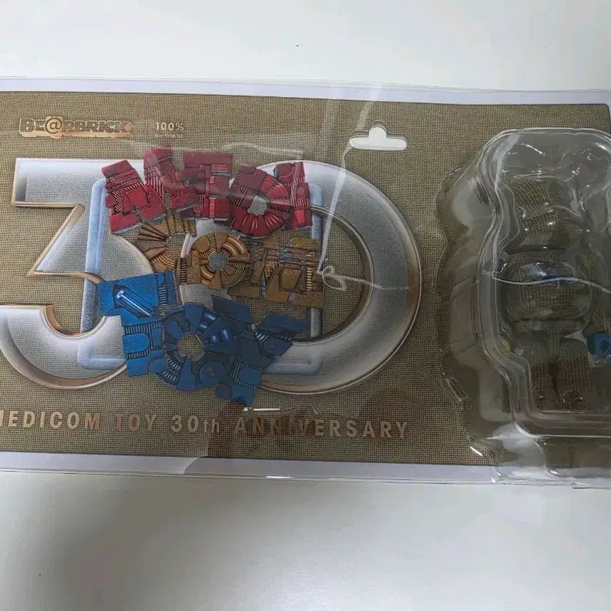 [BUNJANG] Medicom Toy 30th Anniversary Bearbrick 100% / 메디콤 토이 30주년 기념 베어브릭 100%