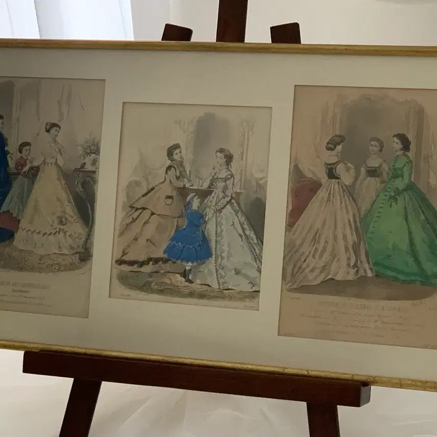 [BUNJANG] Vintage Fashion Illustration Triptych Wall Art with Gold Frame / 액자 세 폭 그림 빈티지 패션 일러스트