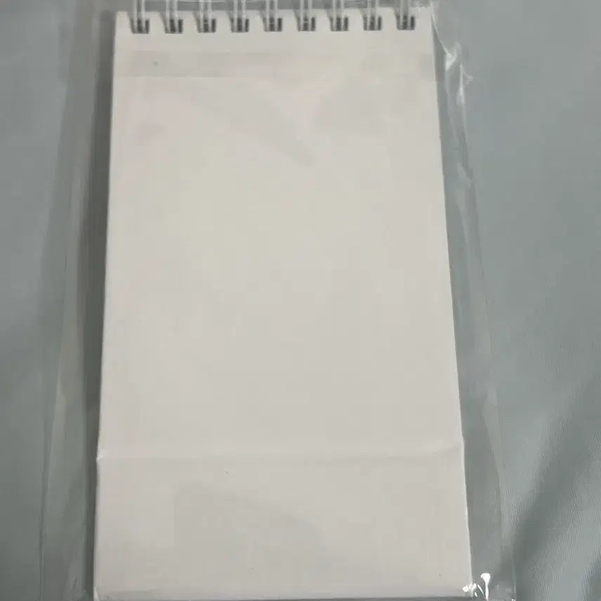 [BUNJANG] Hebi 2026 Calendar (Sealed) / 헤비 hebi 캘린더 달력 미개봉