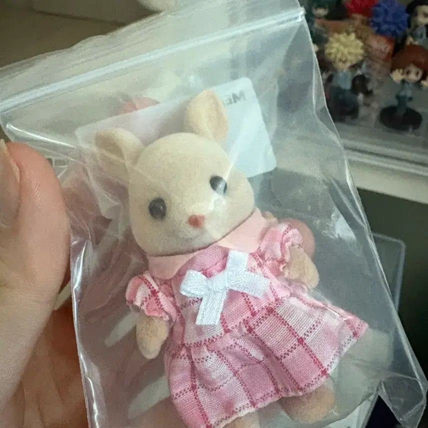 [BUNJANG] Sylvanian Families Kangaroo Girl Doll / 실바니안 캥거루 소녀 인형