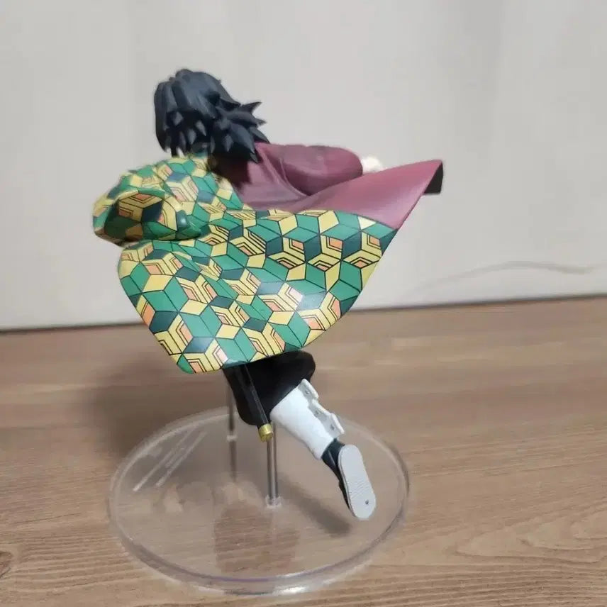 [BUNJANG] Demon Slayer Tomioka Giyu Figure / 귀멸의 칼날 토미오카 기유 피규어