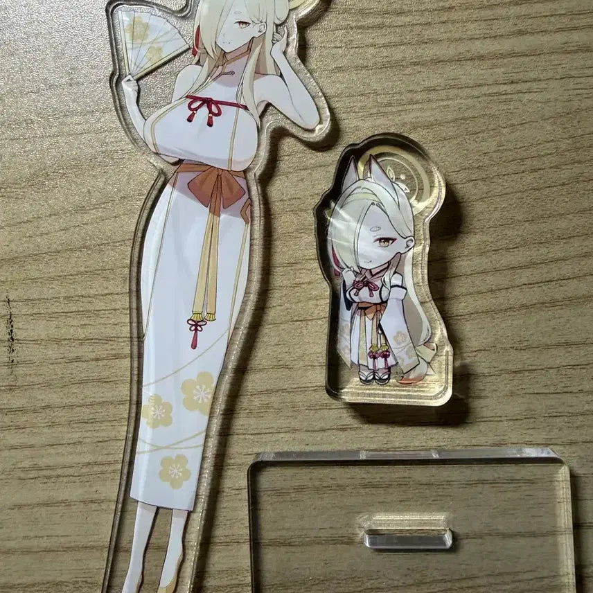 [BUNJANG] Blue Archive Kaho Acrylic Stand + Corotto / [덤O] 블루아카이브 카호 아크릴스탠드 + 코롯토