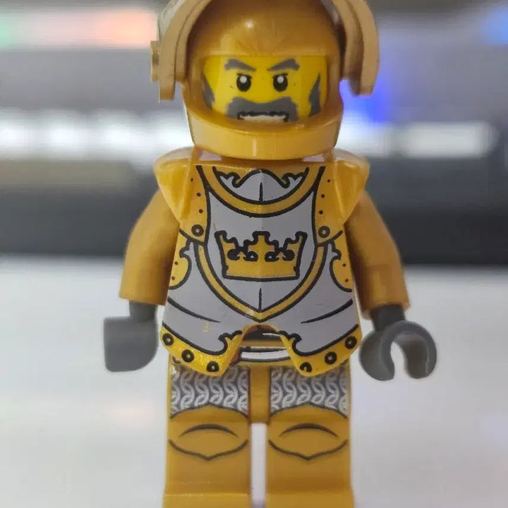 [BUNJANG] LEGO Castle 7079 Golden Knight / 레고 캐슬 7079  황금기사 중고 판매합니다.