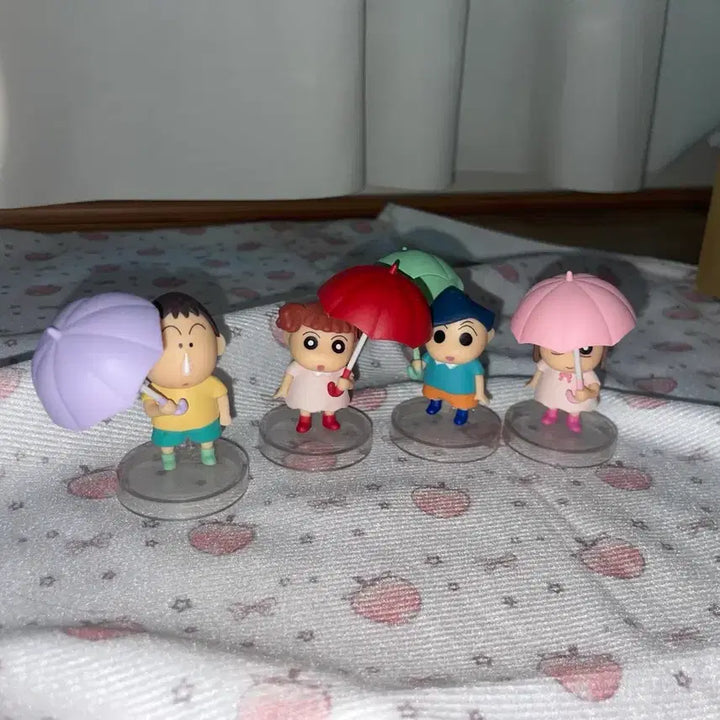 [BUNJANG] Crayon Shin-chan Random Figure Umbrella / 짱구 우산 랜덤 피규어 유리