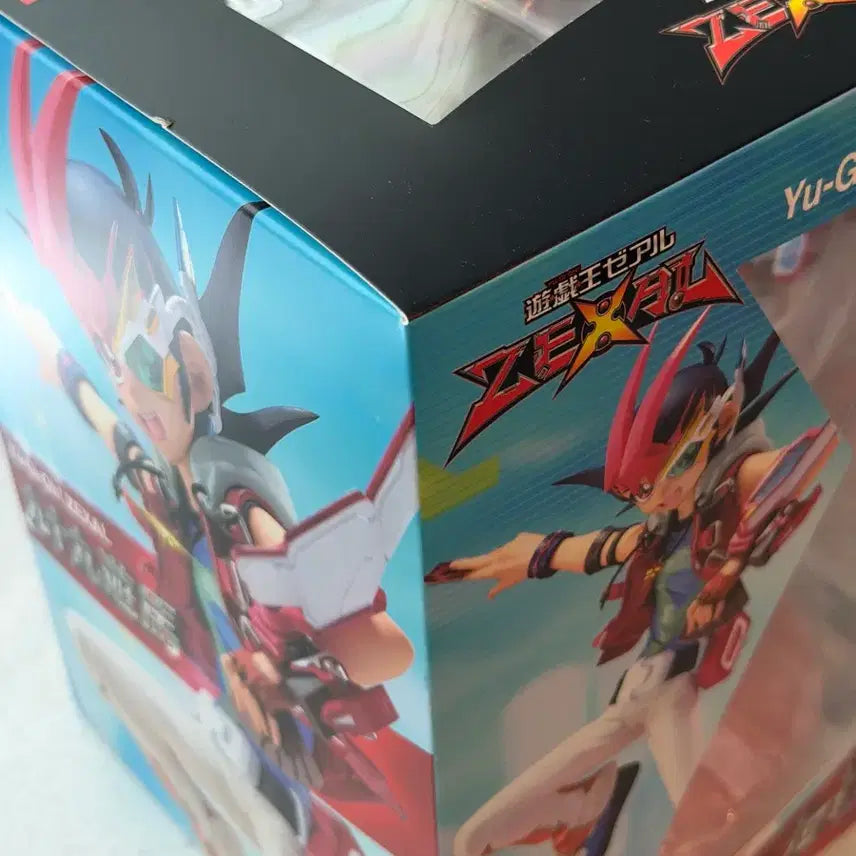 [BUNJANG] Amakuni Yu-Gi-Oh! Zexal Yuma Tsukumo Figure (Rainbow Kuriboh Leg Damaged) / 아마쿠니 - 유희왕 제알 츠쿠모 유마 피규어 ( 무지개 크리보 파손 )