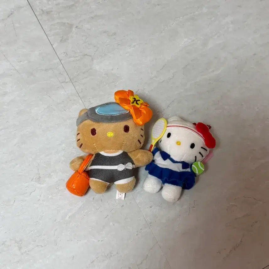 [BUNJANG] Jeju Hello Kitty Island Plush Set / 제주도 헬로키티 아일랜드 인형