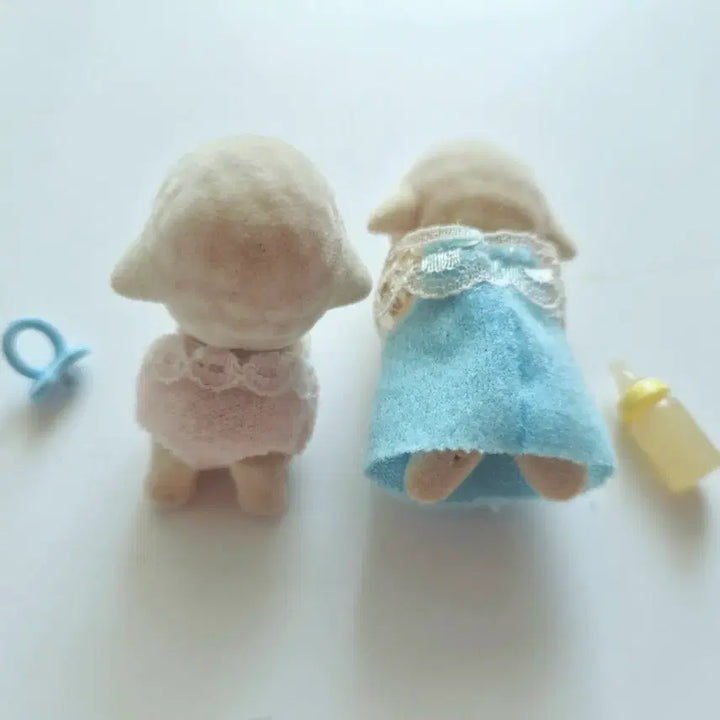 [BUNJANG] Sylvanian Families Old Sleeping Lamb Baby Set / 실바니안 패밀리 올드 양 슬리핑 아기