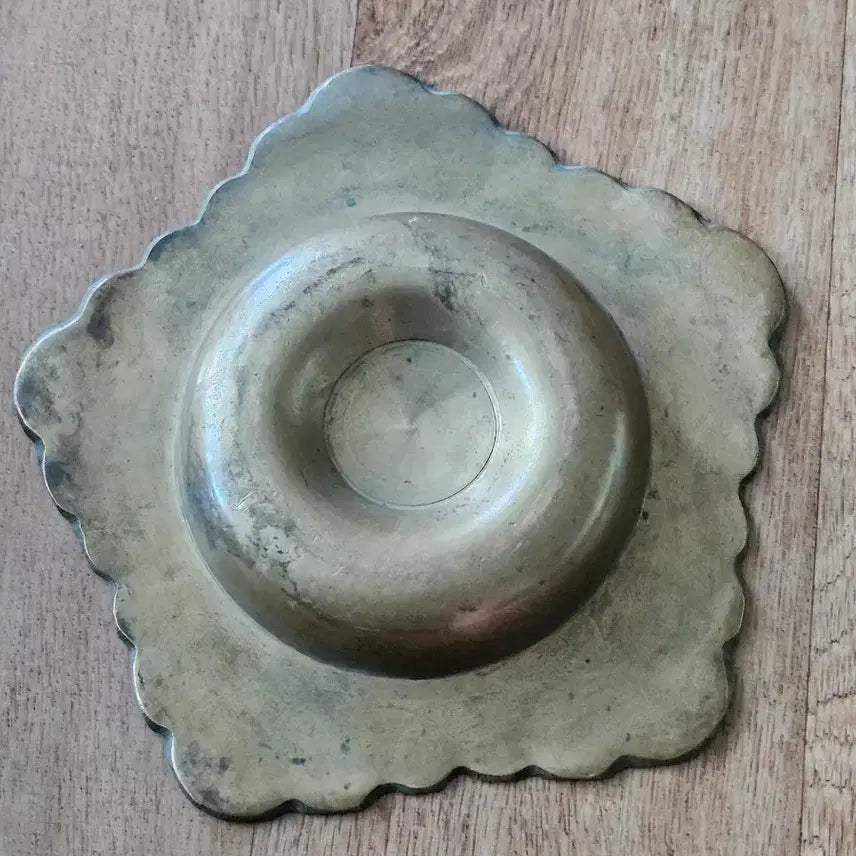 [BUNJANG] Antique Coin-Shaped Ashtray from Chairman &amp; Member of Parliament / 보배사장겸 국회의원이 준 신주재떨이